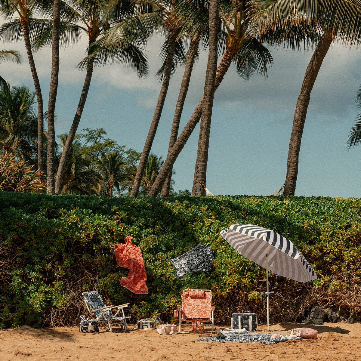 The Volcano Cooler Tote Bag - Continental Drifter Marg