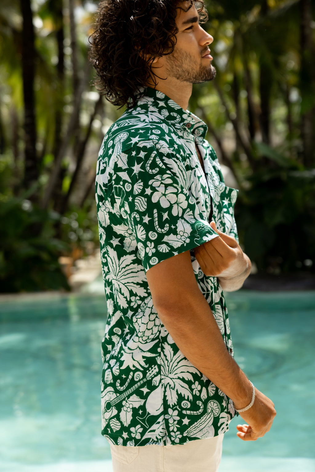 Margaritaville by Kenny Flowers – The Mele Kalikimaka - Short Sleeve Shirt